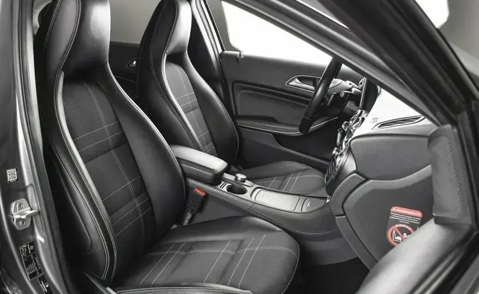 Mercedes benz GLA